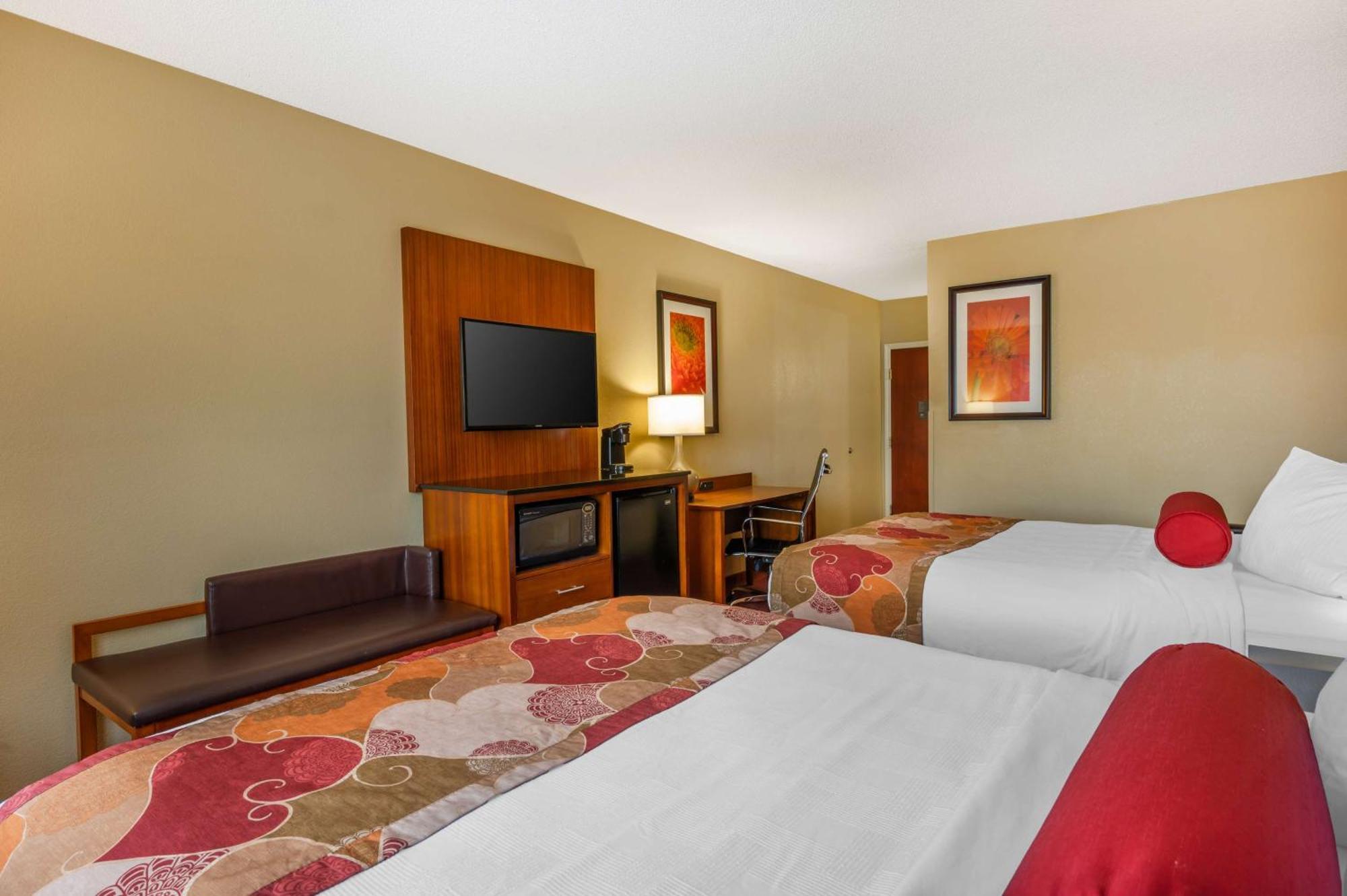 Best Western Plus Georgetown Corporate Center Hotel Extérieur photo
