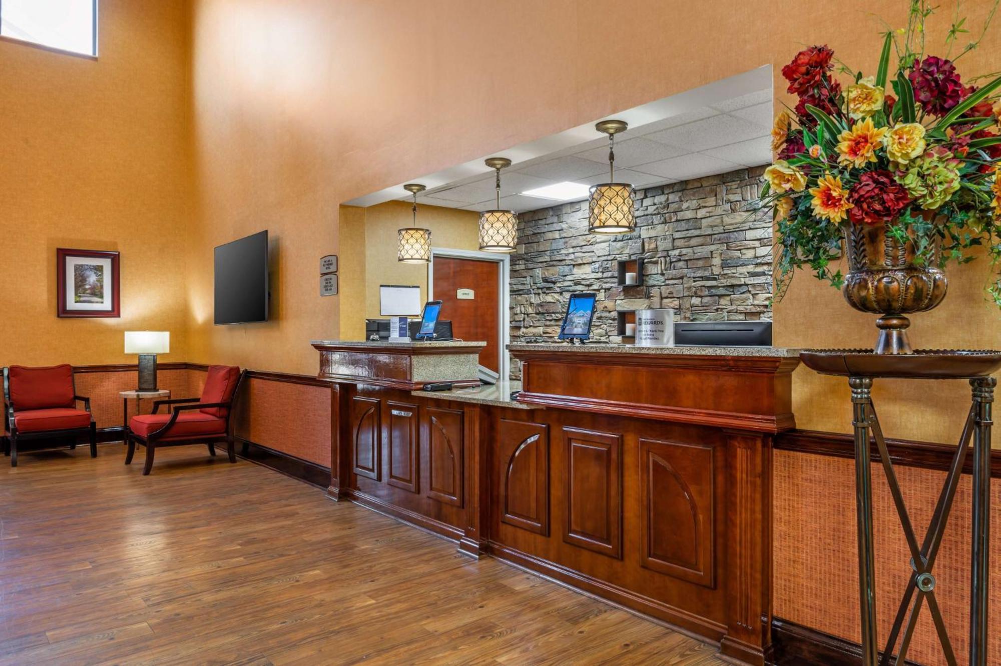 Best Western Plus Georgetown Corporate Center Hotel Extérieur photo